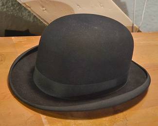 1 of 2 Pictures - Vintage Glen Royal Fifth Avenue Dress Hat by Mabley & Carew Co.