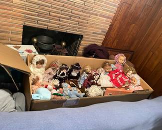 Antique Dolls