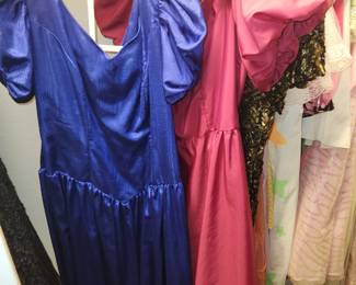 Retro women's clothing