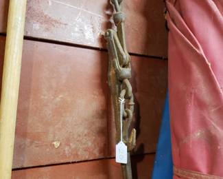 RO49 - Chain Binder - $20