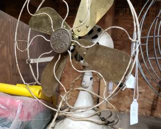 RO93 - vintage GE fan (white) - $45