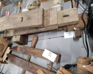 RO55 - Wood Clamps
