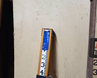 RO101 - Survey Leveling Rod - $50