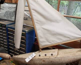 RO85 - Pond Sailboat - $40