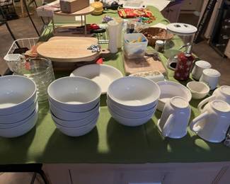 Pottery Barn Bowls cups