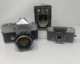 	Vintage Camera Trio - Ricoh Singlex - Olympus Pen-EE - six20 Brownie