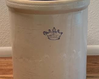 Robinson Ransbottom Blue Crown #6 Crock