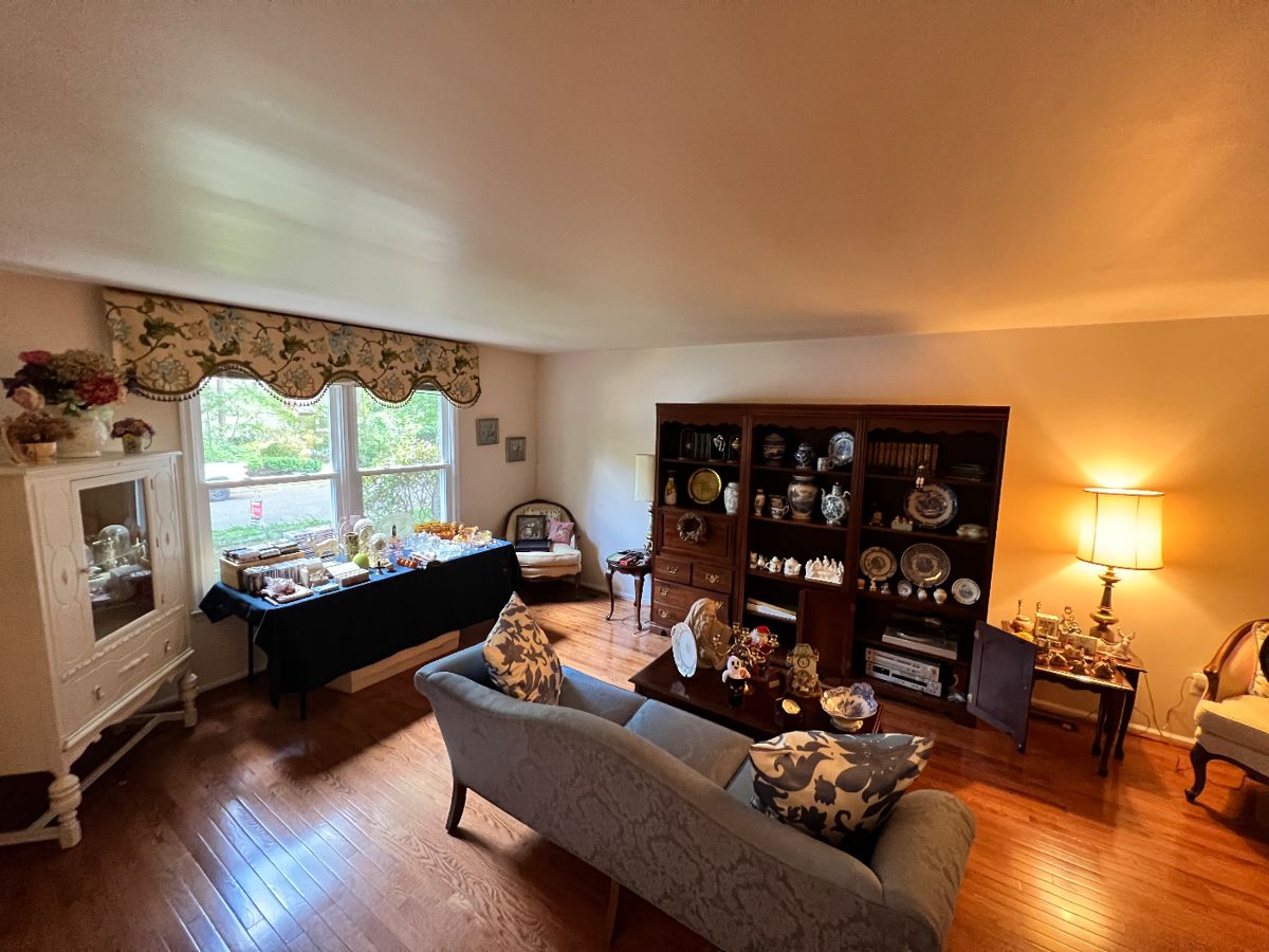 50 OFF Massive Estate Sale in Voorhees, NJ starts on 10/21/2023