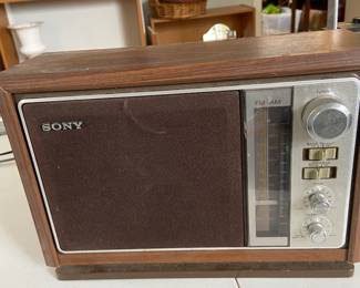 Vintage Sony radio, as is