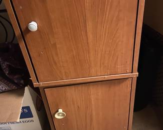 Storage cubes, held records 