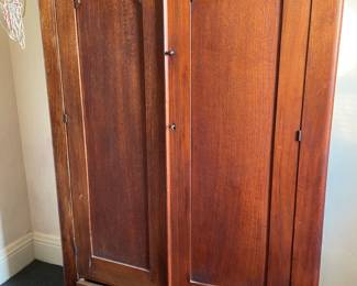 Vintage armoire 