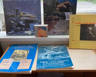Frank Lloyd Wright books