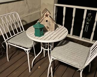 2pc outdoor table set 