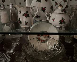 Lefton Christmas dishes 