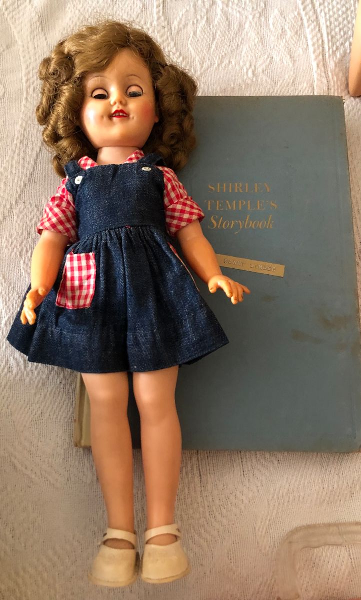 NW HICKORY ESTATE TAG SALE BY PAMELA THURS... starts on 11/2/2023