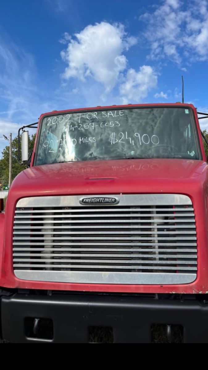 Lucky Strike Estate Sales, LLC in Imperial, MO starts on 10/19/2023