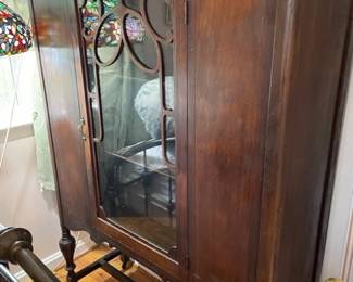 Beautiful china cabinet cupboard hutch with glass door.