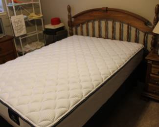 matching Queen bed (with full-size mattress set)