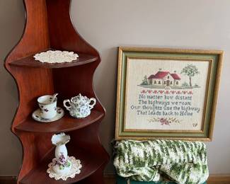 Green Lavender Leads to Home