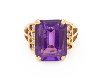 Amethyst And 14K Gold Ring, 7g Size: 4