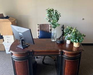 Desks & chairs, monitors, decor