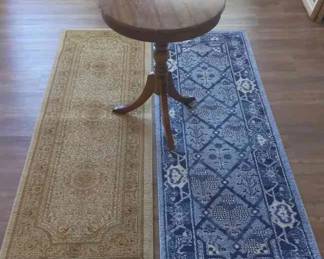 2 Runners And A Wood Table