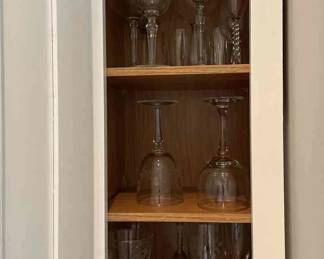 Wine Glasses, Mugs And Soup Bowls Assortment 