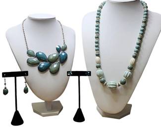 Avon Burst Of Spring Necklace Charming Charlie Necklace  More