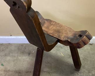 ANTIQUE TRIPOD BIRTHING CHAIR