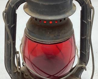 VTG. LITTLE WIZARD OIL LAMP