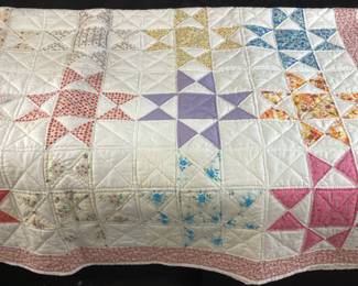 VTG. HAND SPUN PINWHEEL QUILT,
