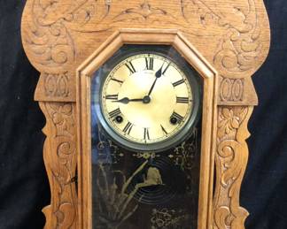ANTIQUE VICTORIAN MANTLE CLOCK
