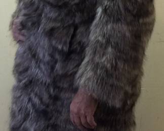 VINTAGE FULL LENGTH RACCOON FUR
