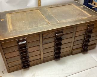 EARLY 20th CENTURY POST OFFICE DEPT. #32 CABINET