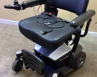 PRIDE MOBILITY GO CHAIR ELECTRIC