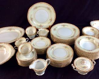 FINE CHINA SET