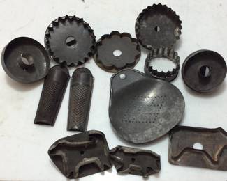 ANTIQUE COOKIE CUTTERS