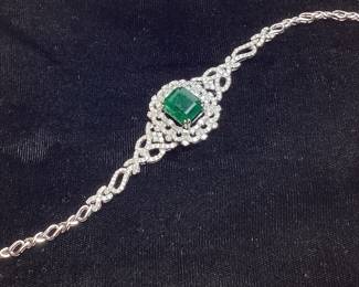 18KT WHITE GOLD EMERALD & DIAMOND BRACELET, 8.78ct EMERALD, 3.66ct DIAMONDS, SIZE 7.5'', 20.6g
AIGL APPRAISAL $32,100,