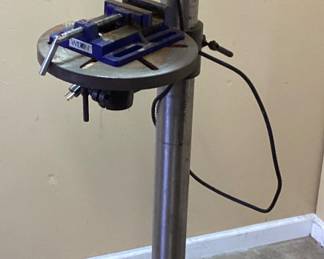 K & F 16 SPEED FLOOR DRILL PRESS,