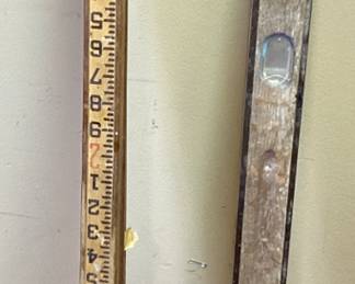 VTG. RULER & LEVEL