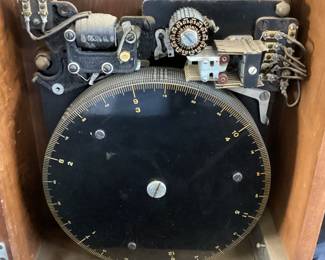 VTG. INTERNATIONAL BUSINESS MACHINES ‘IBM TIME RECORDING CLOCK