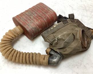 WW1 GAS MASK w BOX RESPIRATOR