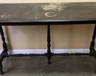 VTG. BLACK CONSOLE TABLE