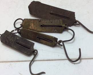 4 OLD BRASS SCALES