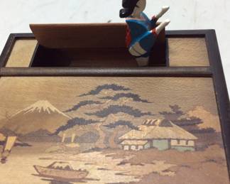 VINTAGE JAPANESE GEISHA GIRL BANK