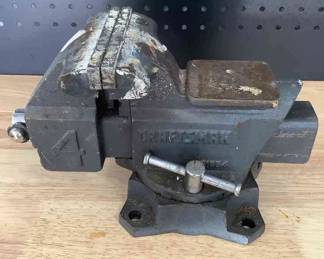 4.5 Craftsman Vise