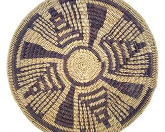 Large Hand Woven Native American Pima Basket
