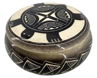 Limited Edition Signed Harrison Tom Pottery 10/10
