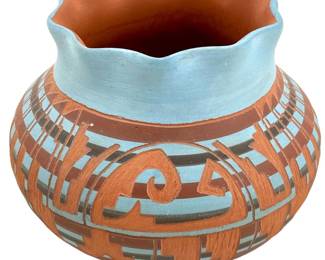 Signed Artu Dine Navajo Etched Red Clay Pot
