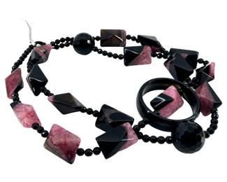 Vintage Aventurine & Onyx Necklace
